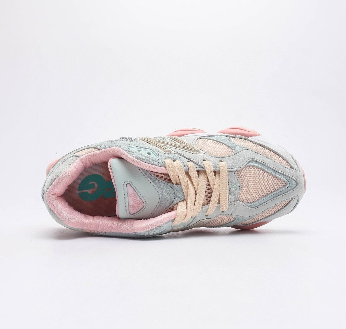 NEW BALANCE 9060 BABY BLUE
