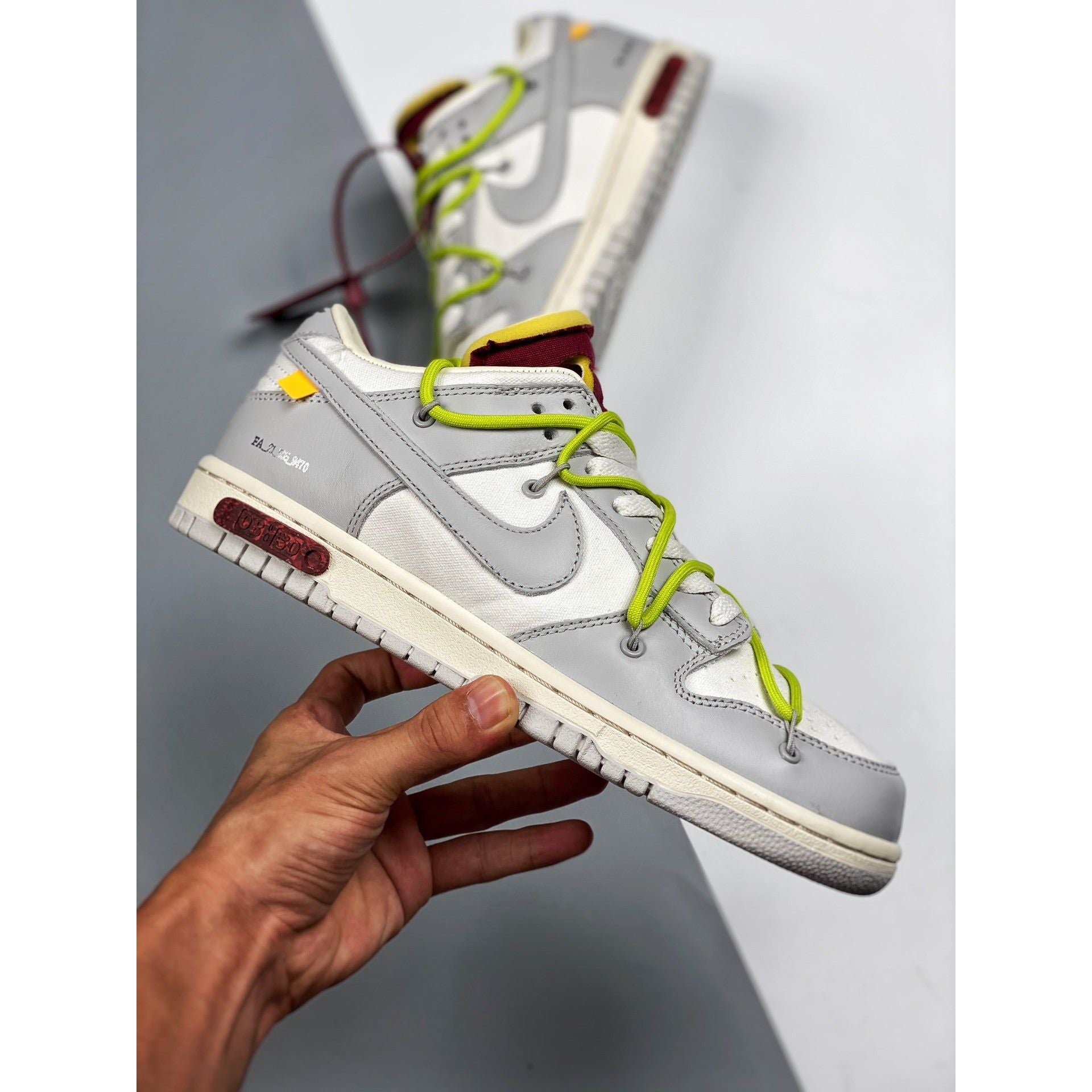 Off-White x Nike Dunk Low