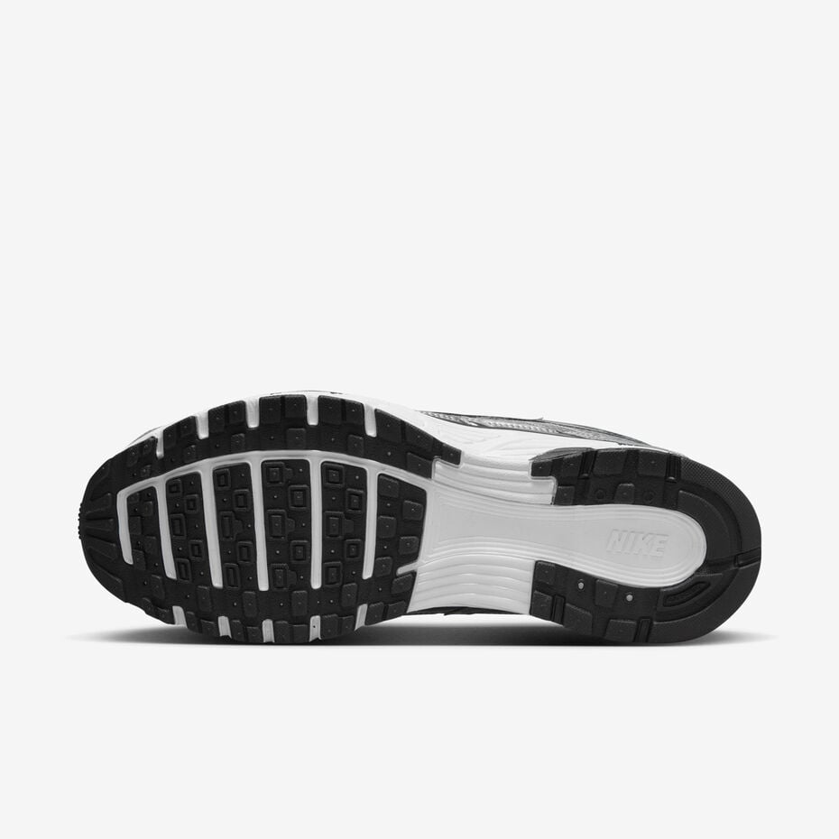 NIKE P-6000 Metallic Silver