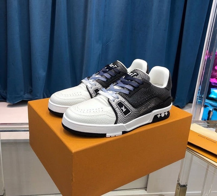 LV TRAINER