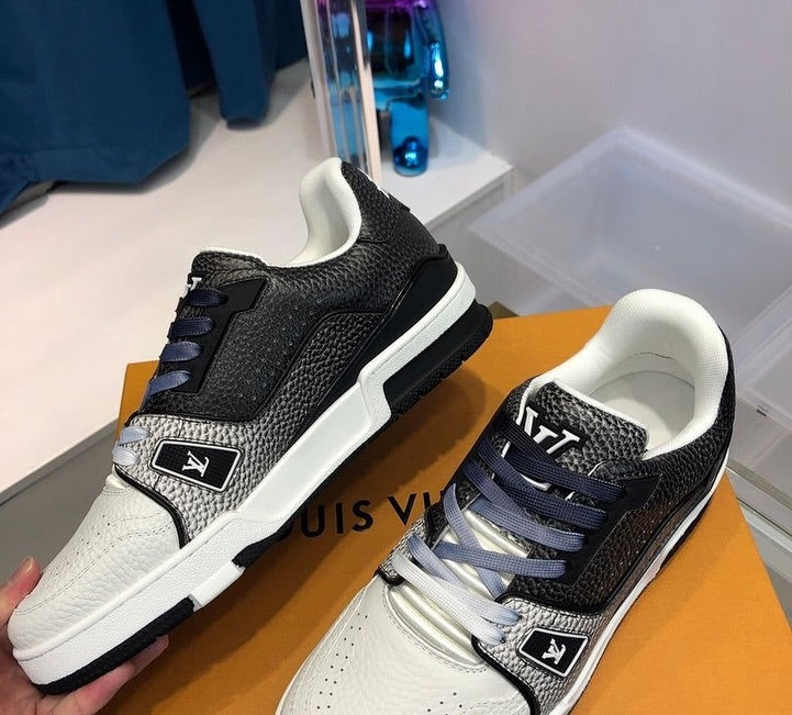 LV TRAINER