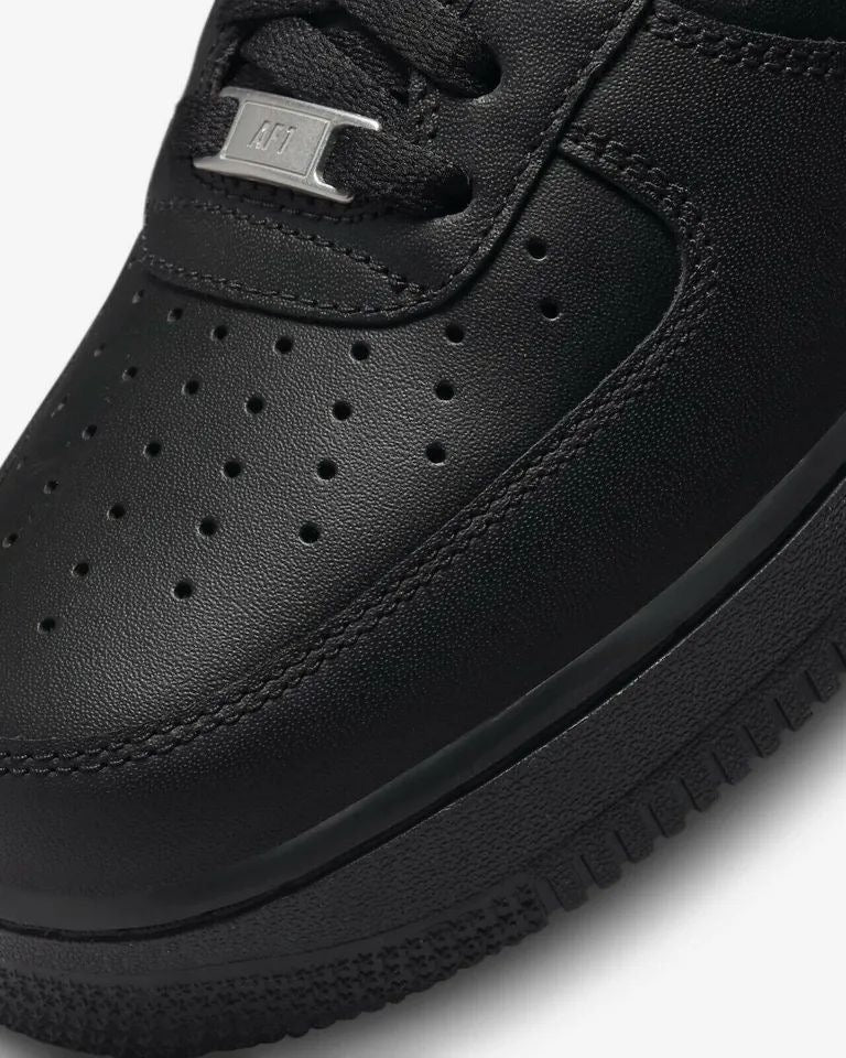 NIKE AIR FIRCE 1 low