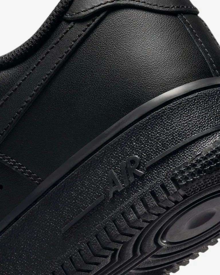 NIKE AIR FIRCE 1 low